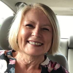 Meet your Posher, Nada